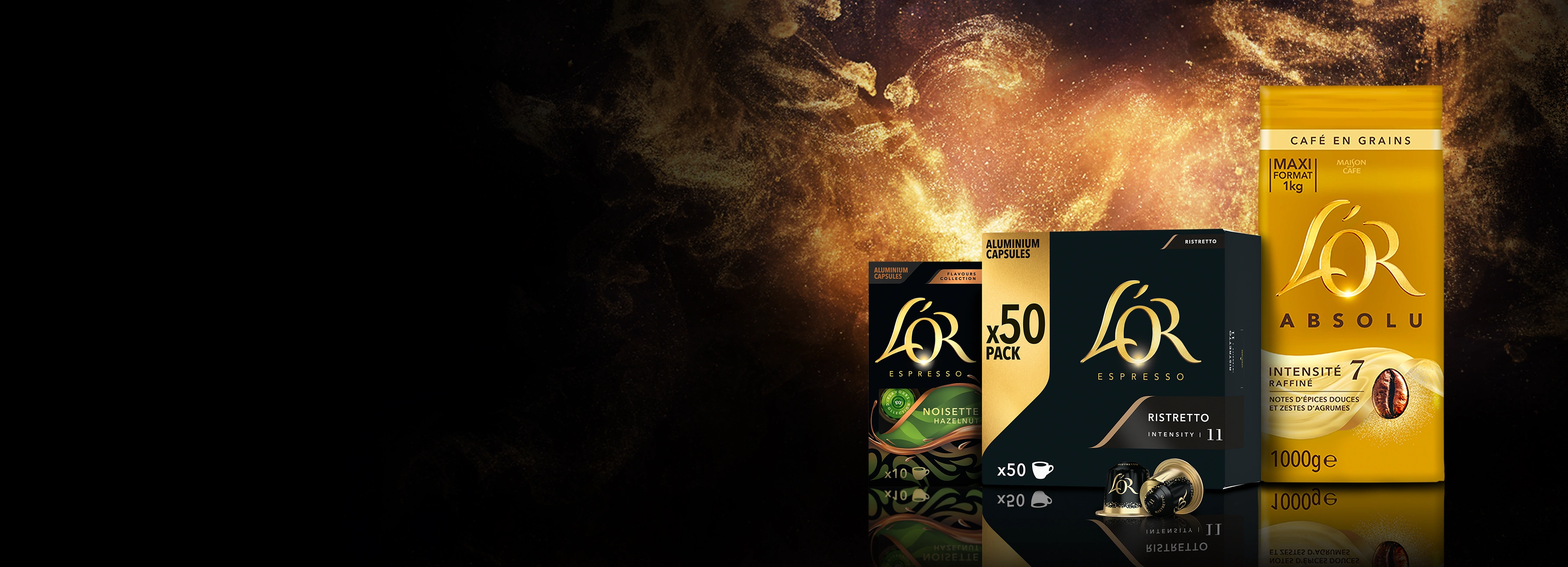 L'OR Ristretto x50 et paquets de capsules Hazelnut et paquet de grains de café Absolu. Fond pailleté doré.