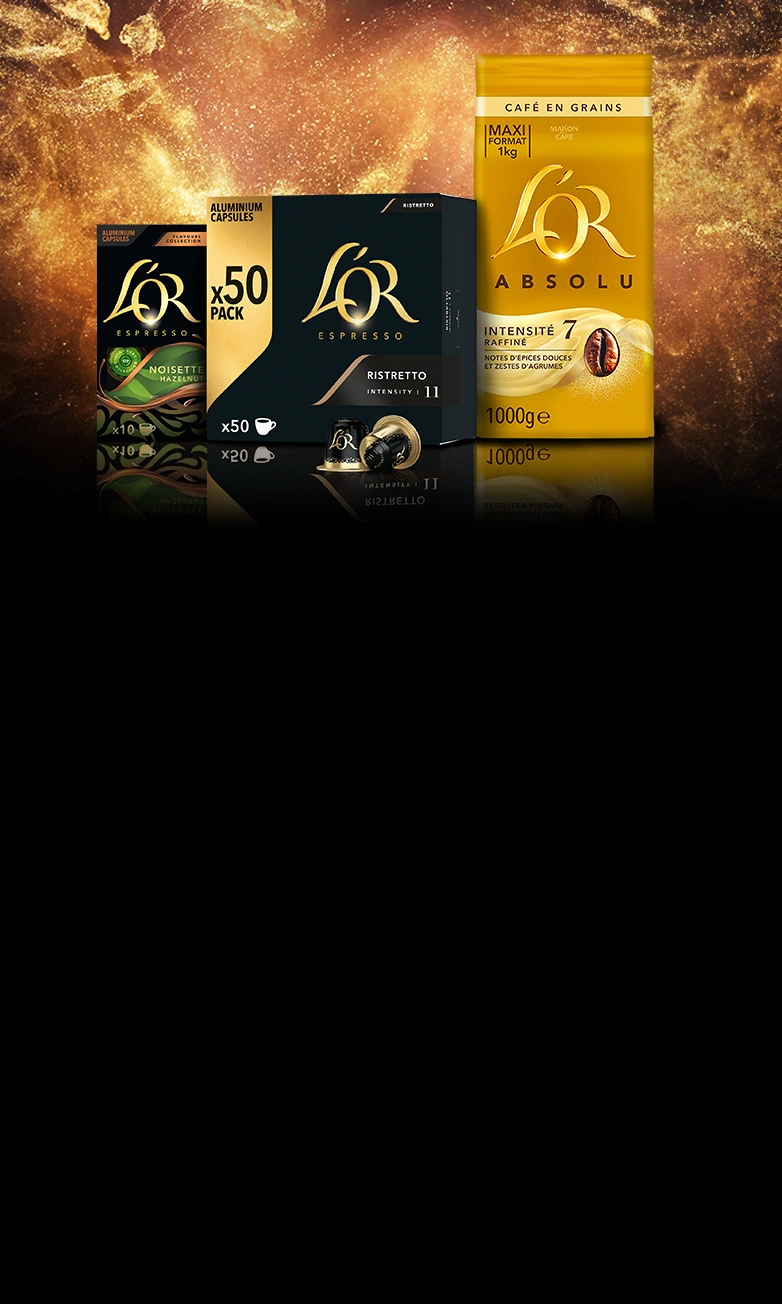 L'OR Ristretto x50 et paquets de capsules Hazelnut et paquet de grains de café Absolu. Fond pailleté doré.