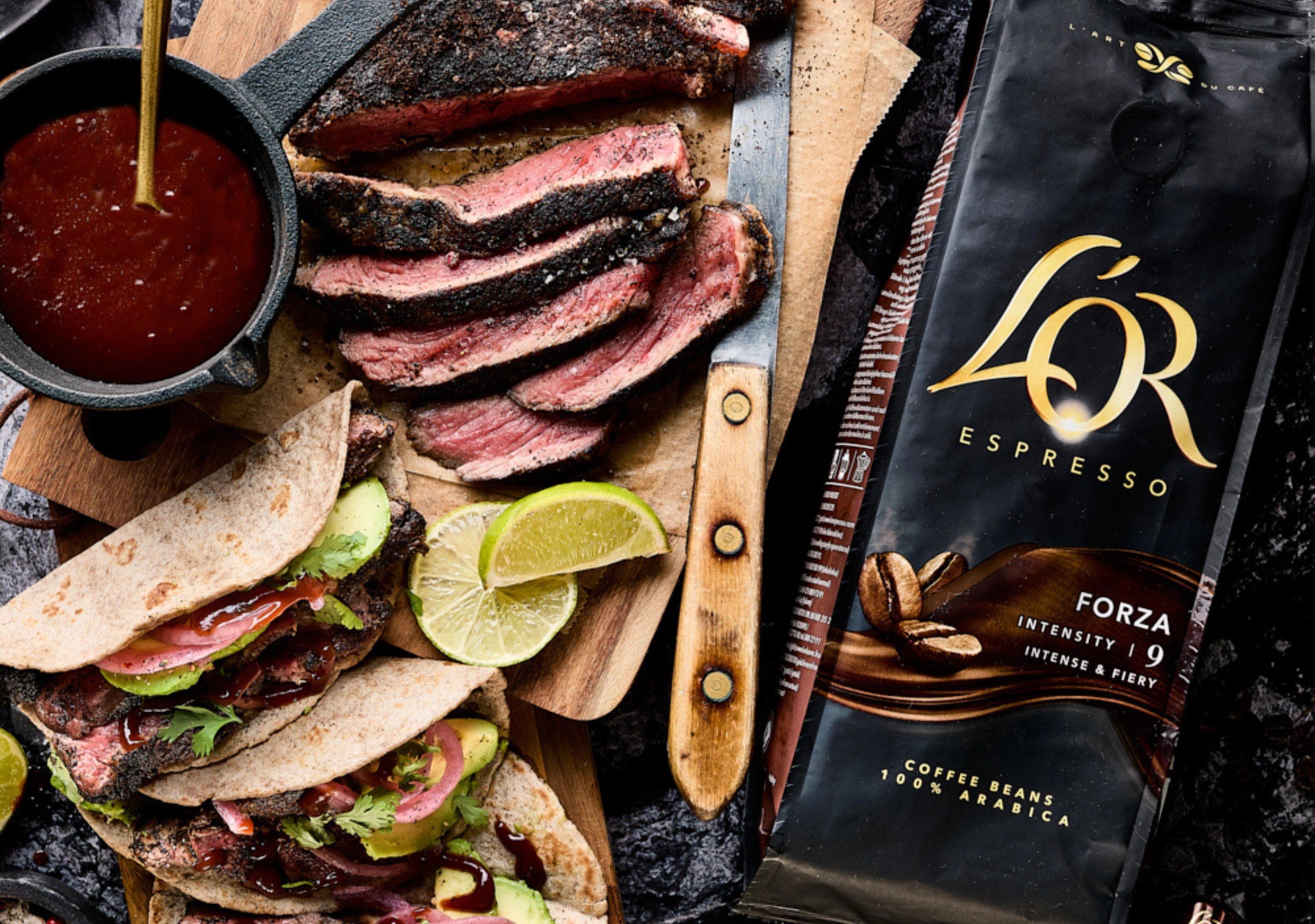 Tacos de ribeye au café, sauce barbecue maison au café